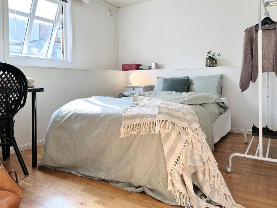 Central, Bright, And Spacious Retreat Stavanger